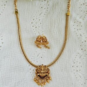 Lakshmi Pendant Set